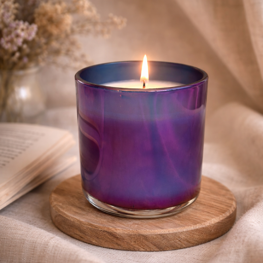 Aromātiskā svece stikla traukā